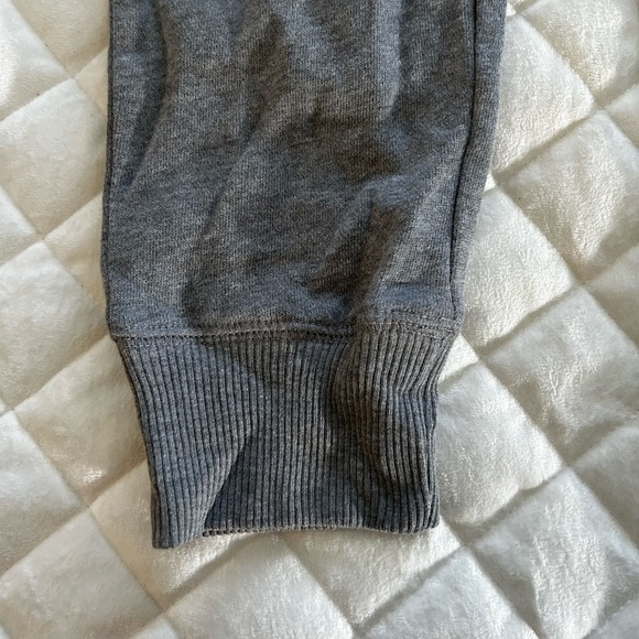 Hollister joggers - Picture 4 of 4